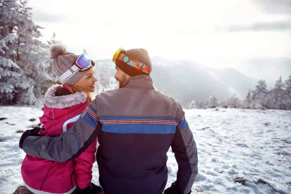 couple hiking in the winter