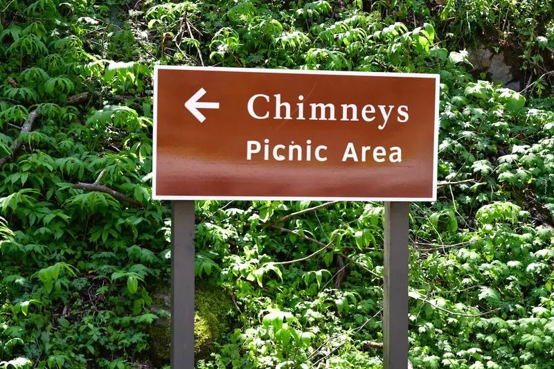 Chimneys Picnic area 