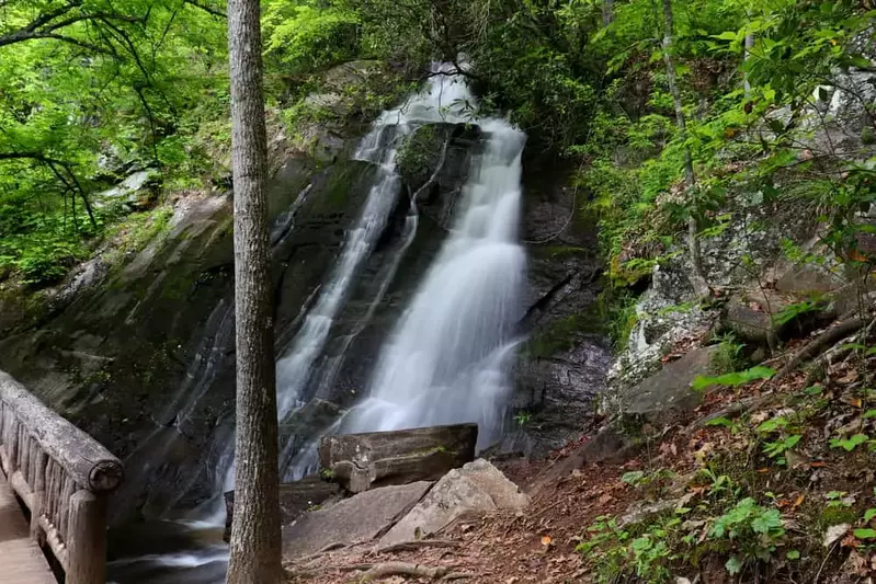 juney whank falls
