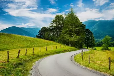 Scenic drive through Cades Cove
